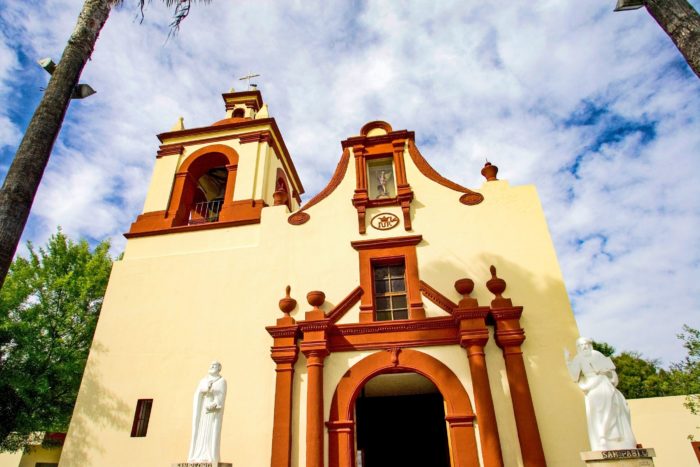 Parroquia de San Miguel Arcángel Bustamante - Escapadas por México  Desconocido