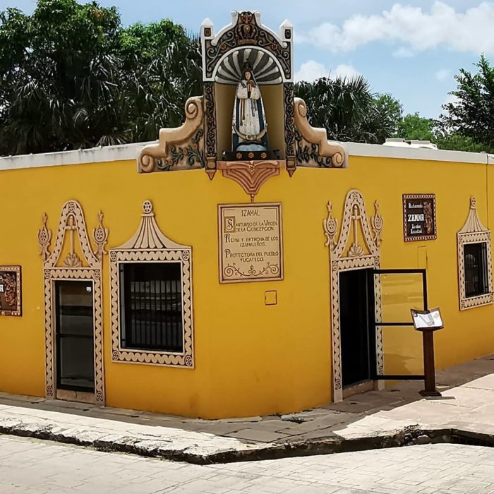 Zamna-izamal-yucatan-restaurante-fachada