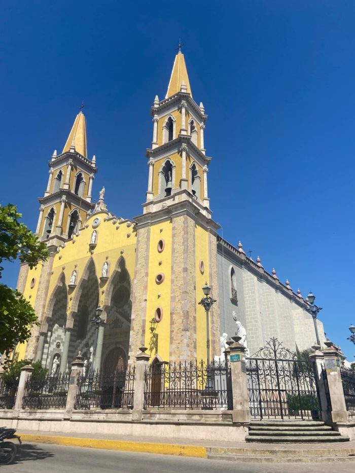 vista_tours_Mazatlan_iglesia