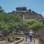 Explora la zona arqueológica de El Cerrito