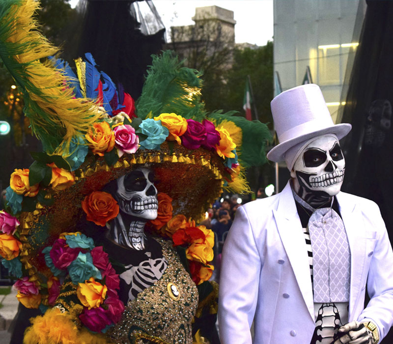 Mega Desfile de Día de Muertos y ofrenda monumental - Escapadas por México  Desconocido