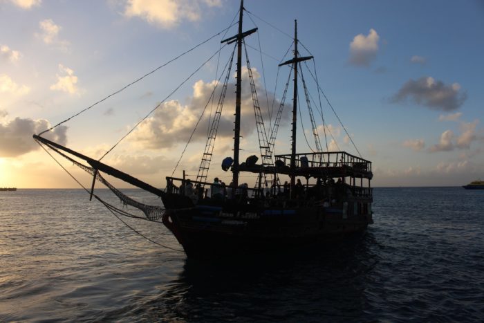 Barco Pirata de Cozumel-Jean Lafitte