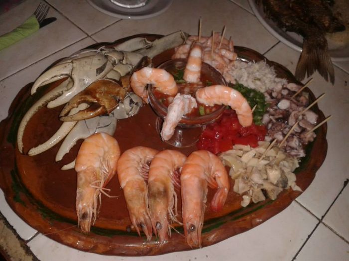 Restaurante Bar-El Pirata del Golfo-platillos-camaron-manos de cangrejo