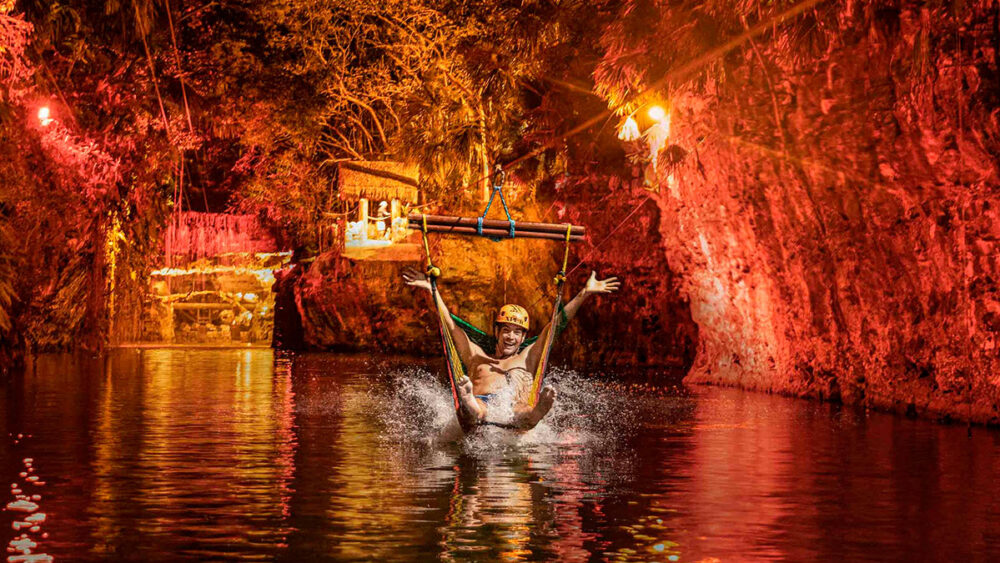 Xplor Fuego, una atracción nocturna en la Riviera Maya Escapadas por