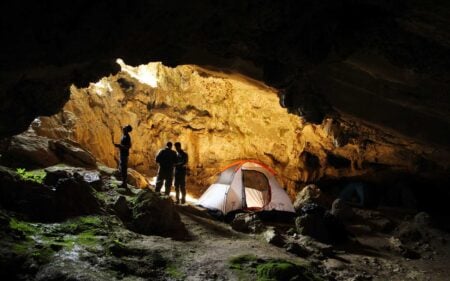 Gruta Atepolihui, la gruta en la que puedes acampar con toda la familia