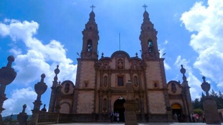 Santuario de Nuestra Señora de San Juan de los Lagos en Tlalpujahuilla, un tesoro arquitectónico